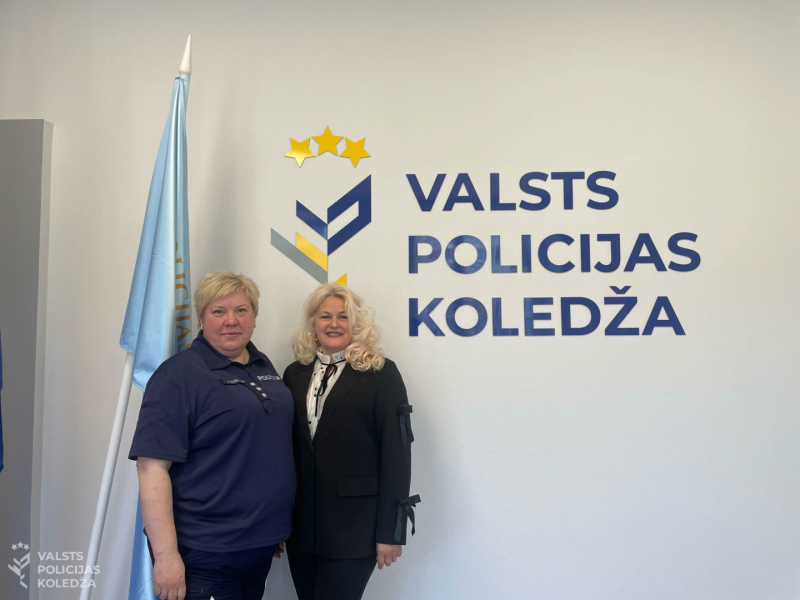 Profesionāļu mēneša dalībnieki