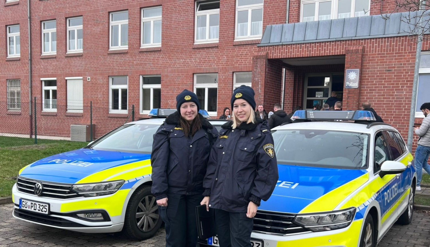 Valsts policijas koledžas kadetes viesojas Lejassaksijā, Vācijā, lai pārstāvētu VPK un Valsts policiju Lejassaksijas policijas akadēmijas rīkotajā Starptautiskajā Studentu nedēļā