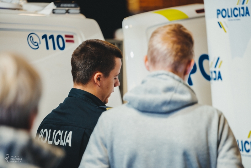 Valsts policijas operatīvā transportlīdzekļa demontrēšana jauno profesionāļu meistarības konkursā “Skills Latvia”