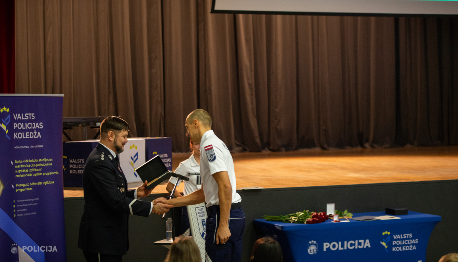 Gada nominācijas apbalvojumi